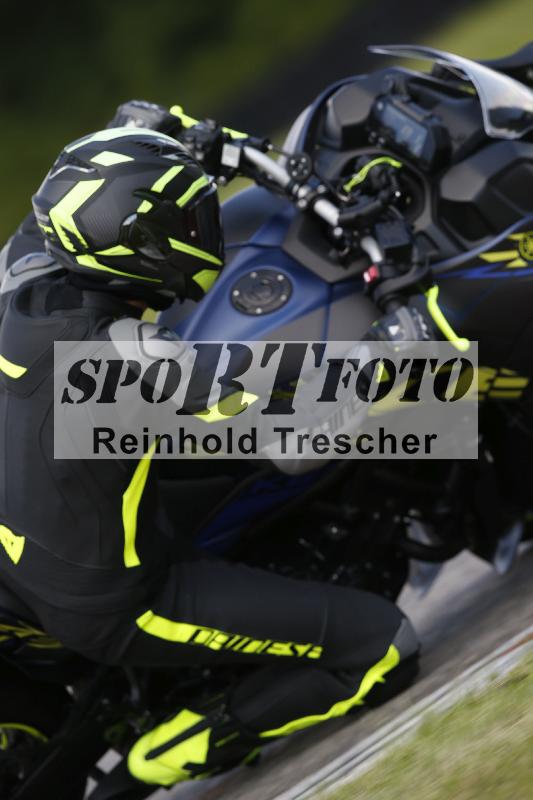 /Archiv-2024/29 12.06.2024 MOTO.CH Track Day ADR/Gruppe blau/96